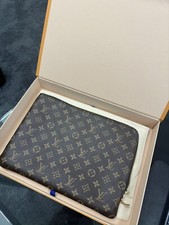 Louis Vuitton Etui Voyage MM