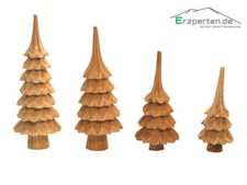 Baum geschnitzt mit Stamm -