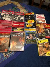 insgesamt 23 Romane, Krimis 13 x Jerry Cotton, Kommissar X, Percy Brook...,