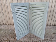 1 doppelter Fensterladen -