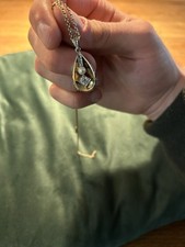 Goldkette mit Diamant in Brillantschliff und Perle