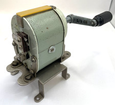 VINTAGE HANDKURBEL 26A E/3