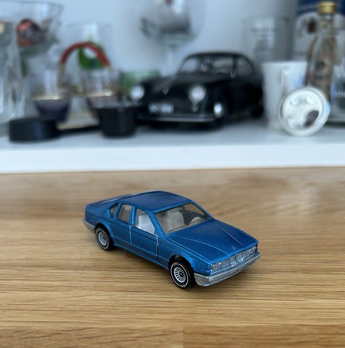 Siku 1070 bmw 735il rauchglas - bmw,