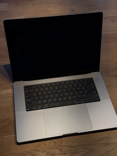 Apple macbook pro - pro, 16"