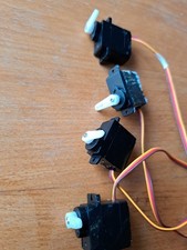 4 RC Servos mini, Neu