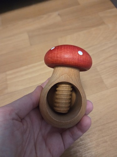 Nussknacker pilz aus holz - pilz,