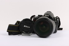 Nikon D5000 DSLR Digital Camera Working w/ Nikon AFS Nikkor 18-200mm F/3.5-5.6 G