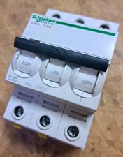 Schneider Electric iC60N C20A