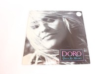 DORO - TRUE AT HEART - Vinyl