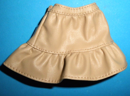 Barbie basics 003 - basics, 003*you