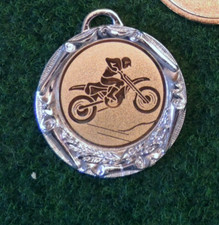 20 große Medaillen Farbe silber - II. Wahl mit Band + Emblem #M187 Sport Turnier