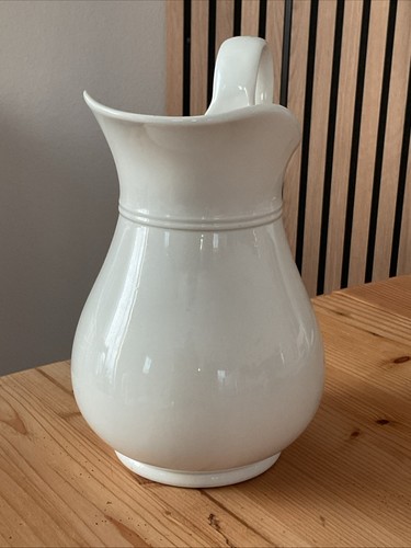 Antike kanne krug aus dem - antike,