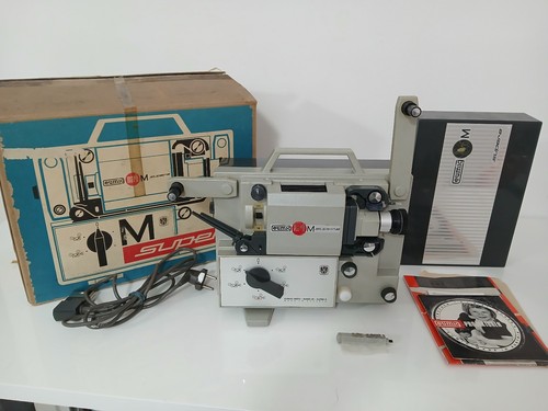 Vintage filmprojektor eumig - filmprojektor,