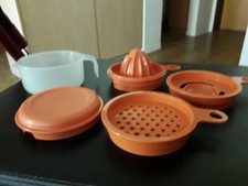 Tupperware Küchenperle Zitruspresse Eitrenner Reibe D17 Zitronenpresse orange h
