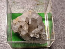 Bergkristall auf Grauwacke Wetterberg Steinbruch Ebersbach in Sachsen