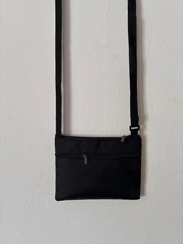 Umhängetasche schwarz neu - schwarz,