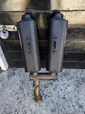 Suzuki BKing Bos Auspuff unter