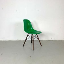 Vintage Herman Miller Für Eames Dsw Stuhl Walnuss Dübel Base 50s60s KELLY Grün S