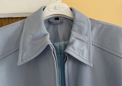 Stylische hellblaue lederjacke - hellblaue,