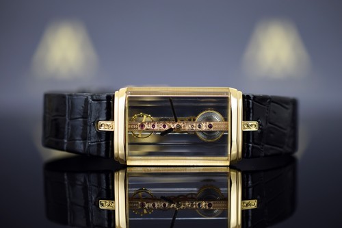 Corum golden bridge ref - golden,