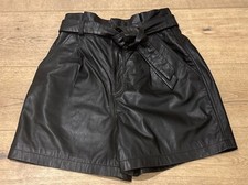 Damen Leder- Shorts/ Walter Baker/ Größe M