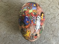 Altes Papp-Osterei zum