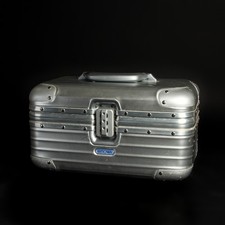 RIMOWA Alu Koffer Gebrauchsspuren Schminkkoffer innen blau mit Einsatz & Spiegel