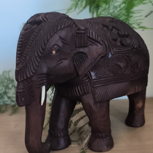 Holz elefant figur geschnitzt - holz,