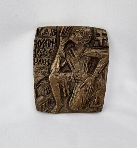 Bronze relief der - bronze,