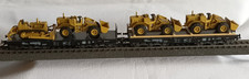 Lesen Märklin H0 48661 2 Schwerlast Flachwagen-Set mit 4 Cat Baumaschinen in OVP