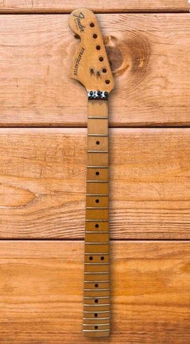 Fender stratocaster - fender,