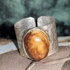 Ring In Hammerschlag Optik, Größe Anpassbar, Mit Einer Baumperle