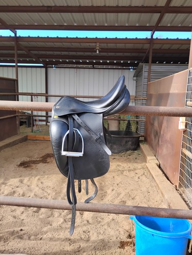 Prestige dressage 2000 saddle - prestige,