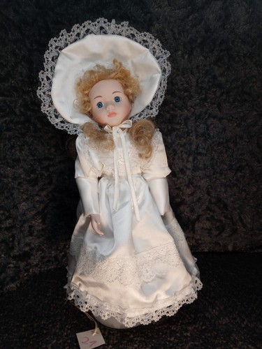 Porzellan puppe blond braut - porzellan,