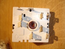 JUNO  ENERGIEREGLER E-HERD AUS