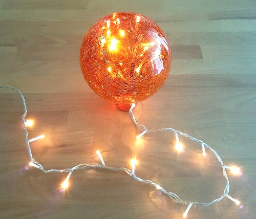 Beleuchtete weihnachtskugel - beleuchtete,