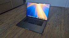 Apple MacBook Pro 16″ M1 Max