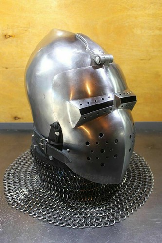Mittelalterlicher helm - mittelalterlicher, 16