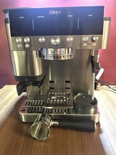 Ninja ES601EU Schwarz-Edelstahl Siebträgermaschine