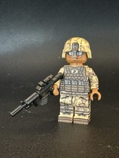 Brickmania  Lego Customs Minifigure - Modern Marine Rifleman (Med. Dark Flesh)