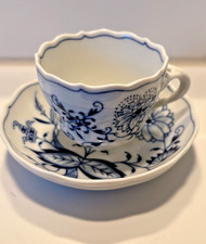 Meißen  Mocca Espresso Tasse Untertasse blau Zwiebelmuster 1. Wahl