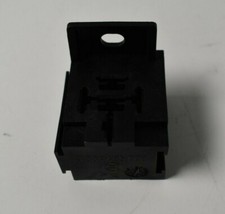 Bosch Relaissockel Halter/Adapter für Relais LKW Reisemobil Bot Wohnmobil