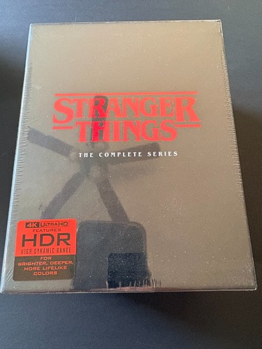 Stranger things the complete - stranger,