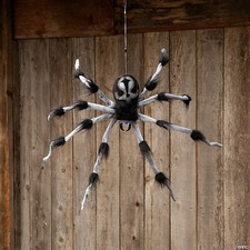 Riesenspinne /Gray and Black Hairy Floating Spider Hanging Halloween Decoration