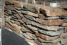 Schiefer Mauersteine