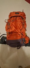 Rucksack rot 60l+10l. Zustand: sehr gut. Sauber. Decathlon,bis 15kg wie neumo