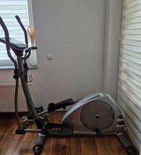 Horizon Fitness Crosstrainer in Schwarz/Silber