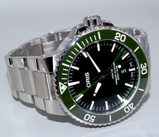 ORIS Aquis Date Automatic 01
