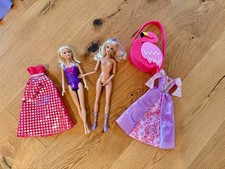 Bewegliche Barbie Puppe /