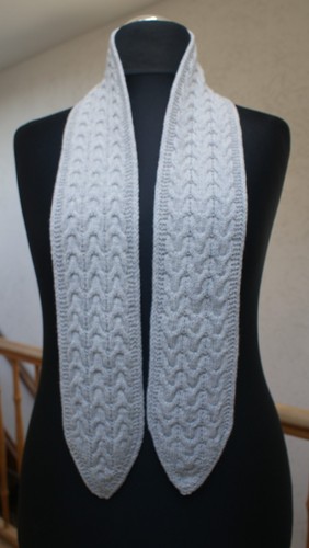 Handgestrickter grauer schal - grauer,